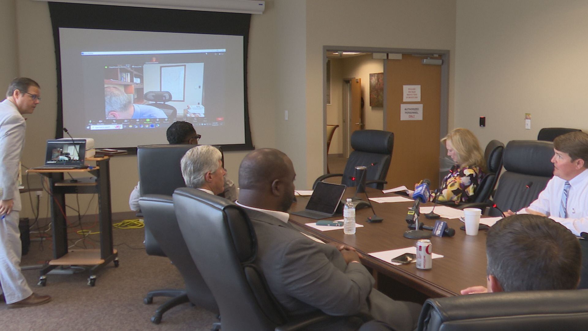Mobile City Council selects attorney for Prine investigation - Vimarsana News